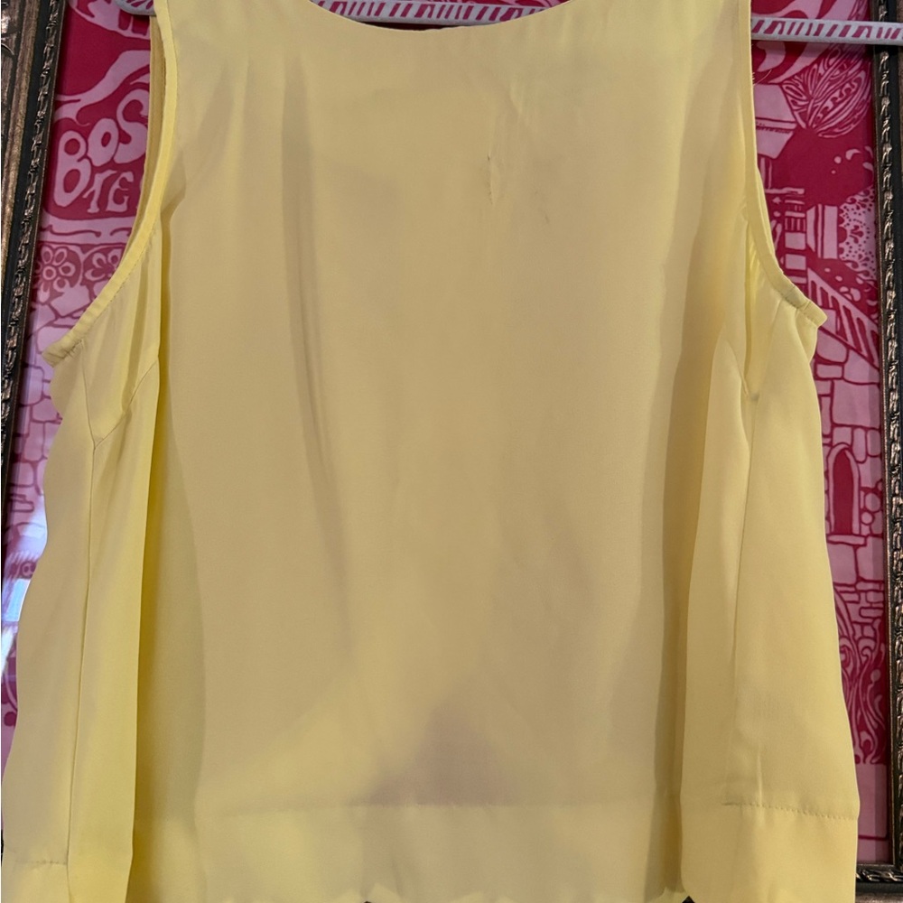 Double Zero Lemon Sleeveless Blouse